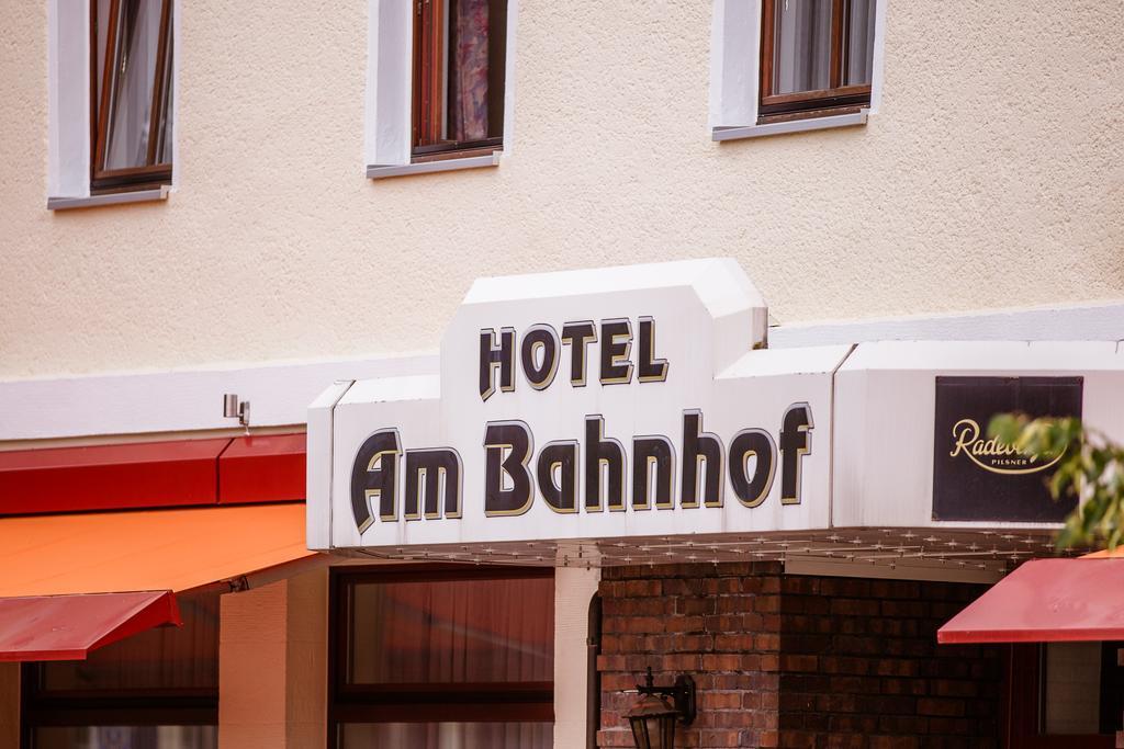 Hotel Am Bahnhof Stendal Exterior foto